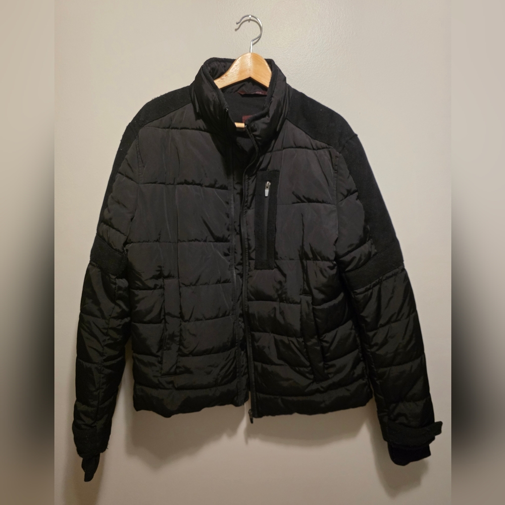 Zara Black Puffer Jacket with Quilted Design